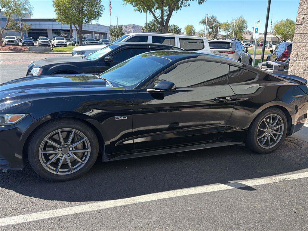 Used 2016 Ford Mustang GT RWD image 2
