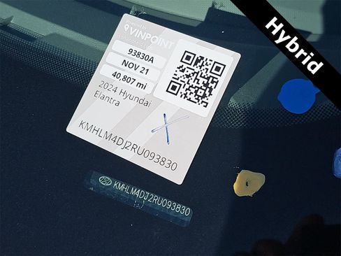 Certified 2024 Hyundai Elantra Blue image 25