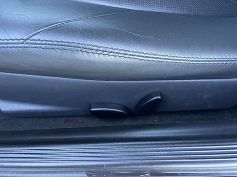 Used 2005 Chrysler Crossfire Limited image 21