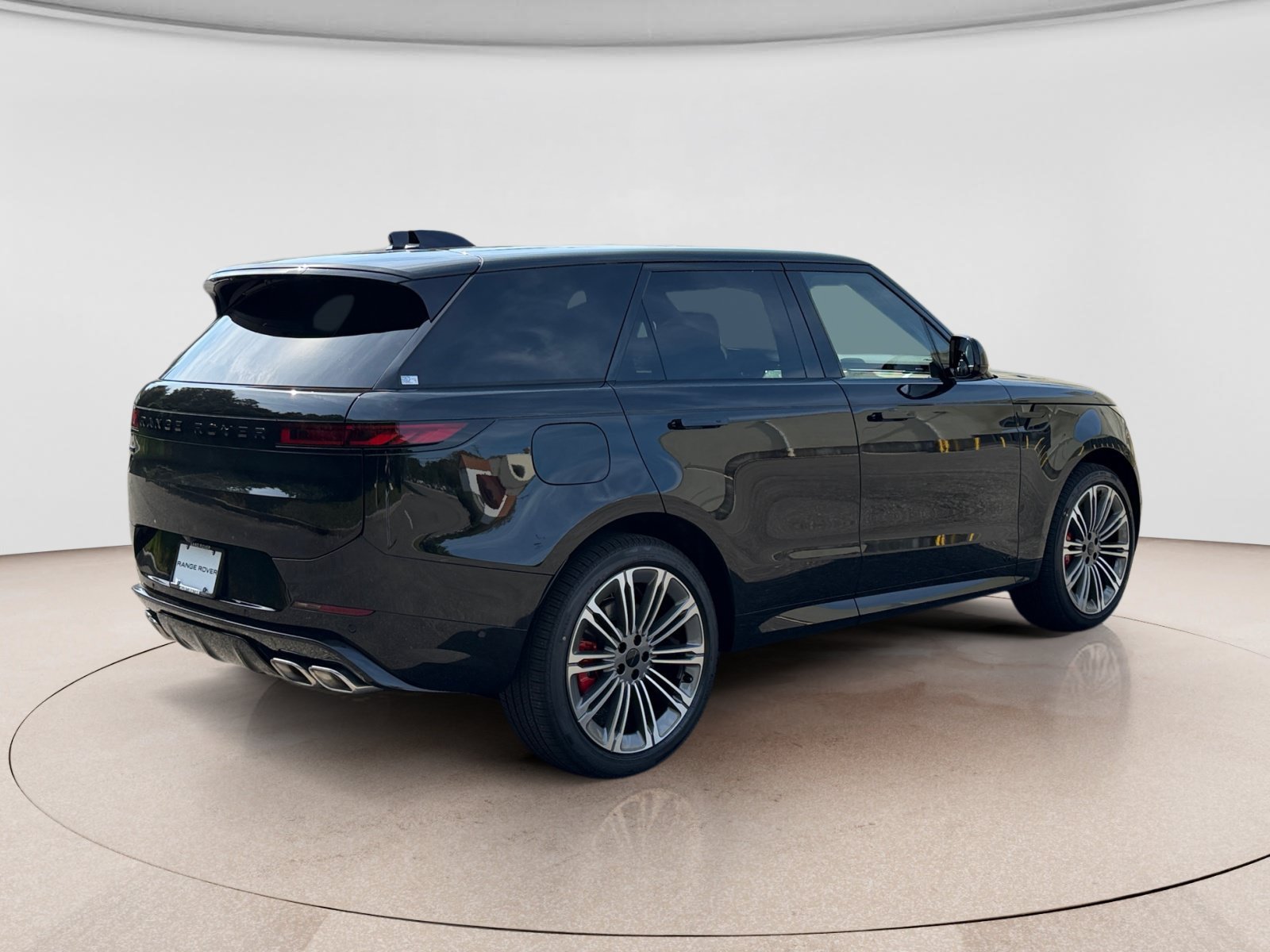 New 2027 Land Rover Range Rover Sport Dynamic SE AWD/4WD image 5