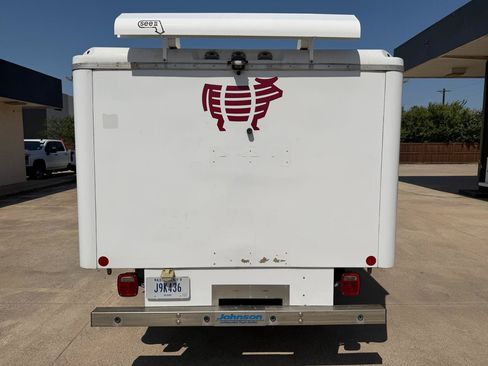 Used 2019 Ford F450 XL w/ Power Equipment Group RWD image 4