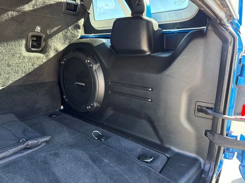 Used 2024 Jeep Wrangler Unlimited Rubicon 4xe image 9