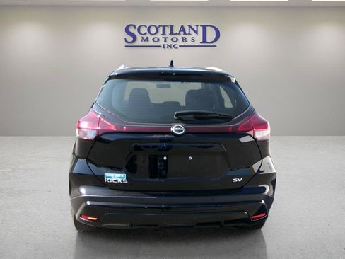 Used 2024 Nissan Kicks SV FWD image 7