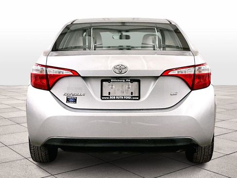 Used 2015 Toyota Corolla LE image 4