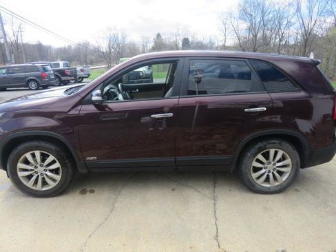 Used 2011 Kia Sorento EX image 4