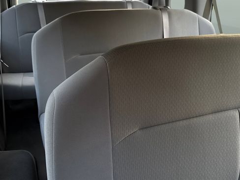 Used 2008 Ford E-350 and Econoline 350 XLT image 24