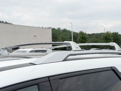 Used 2025 Nissan Pathfinder Platinum w/ Cargo Package FWD image 4