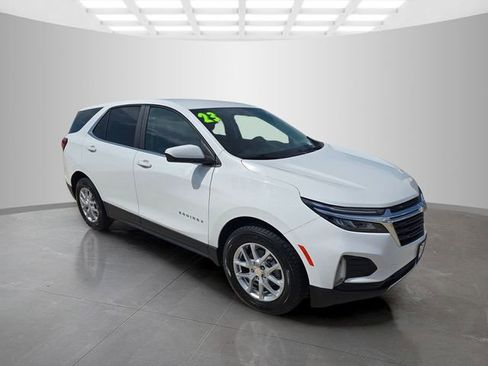 Used 2023 Chevrolet Equinox LT FWD image 2
