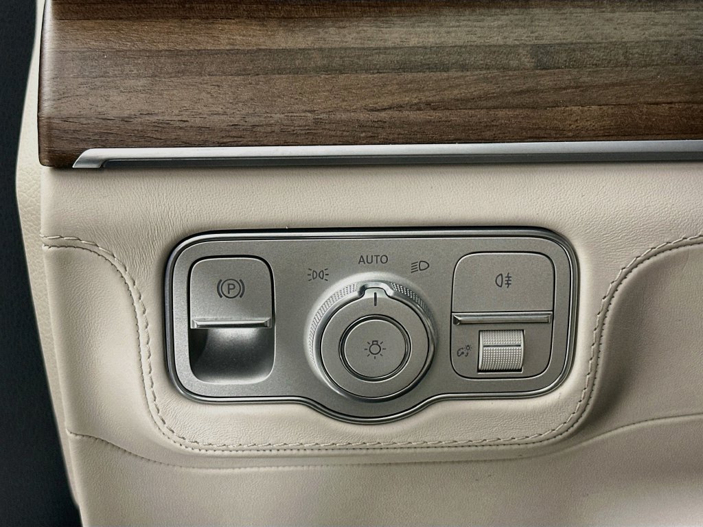 Certified 2024 Mercedes-Benz GLS 63 AMG 4MATIC image 10