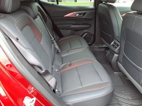 Used 2024 Chevrolet Equinox EV RS image 23