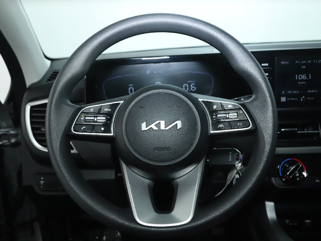 Used 2024 Kia Seltos LX AWD/4WD image 21