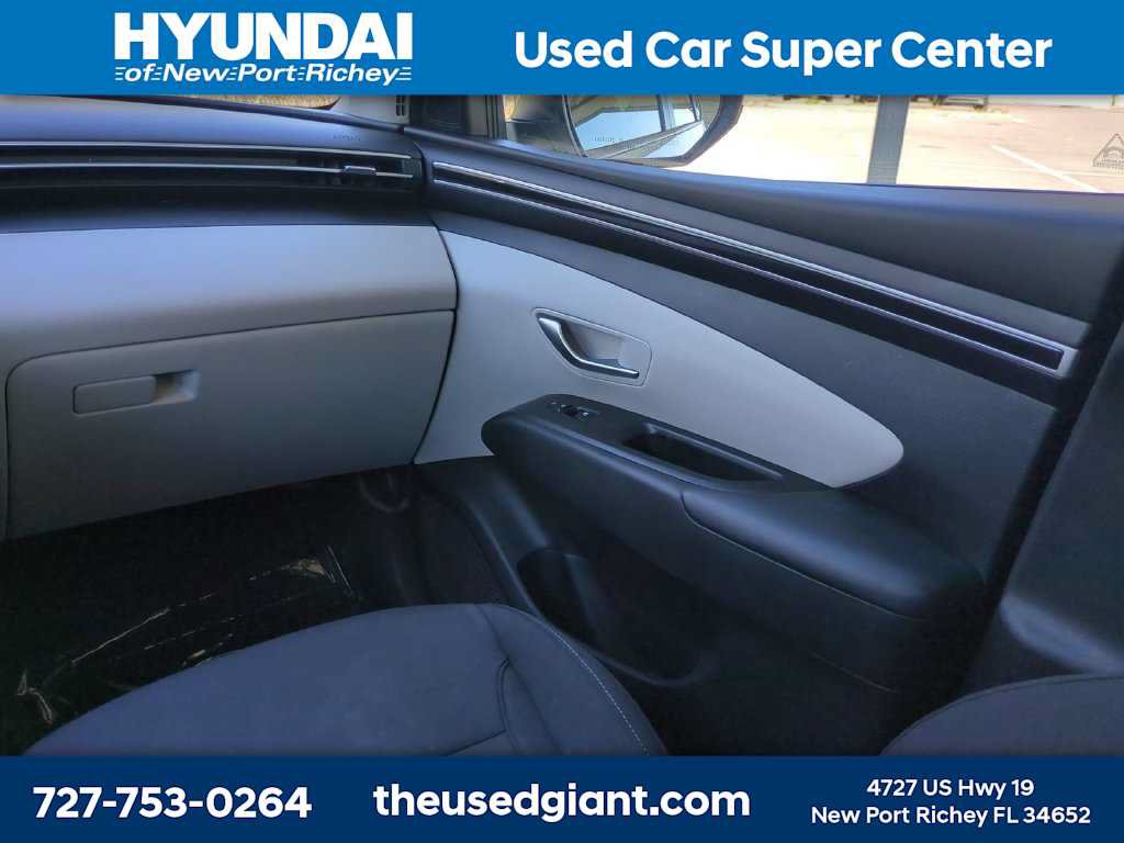 Used 2023 Hyundai Tucson SE AWD/4WD image 17
