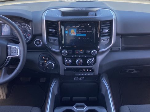 Used 2025 RAM 1500 Big Horn AWD/4WD image 13