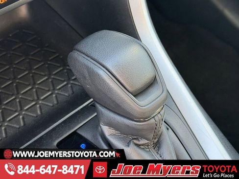 Used 2024 Toyota RAV4 LE image 21