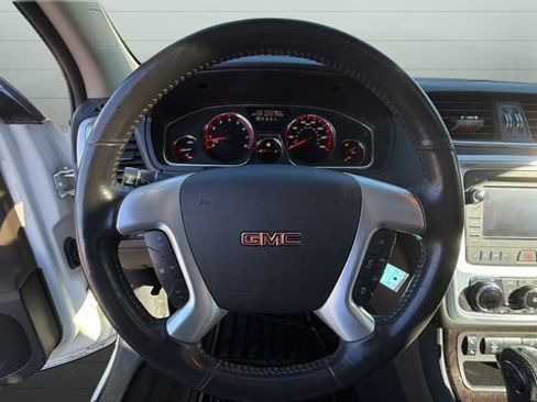 Used 2014 GMC Acadia SLT image 11