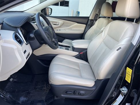 Used 2022 Nissan Murano SL w/ SL Moonroof Package image 19