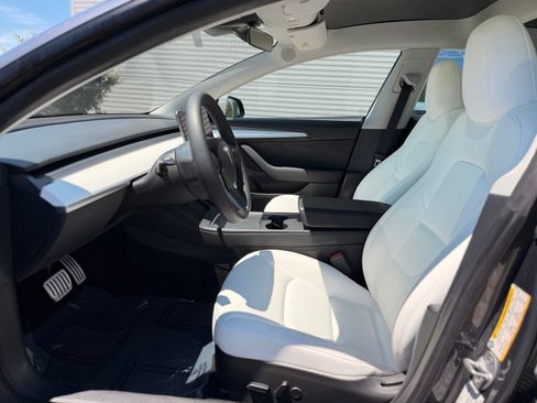 Used 2023 Tesla Model 3 Performance AWD/4WD image 12