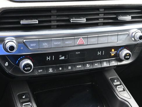 Used 2022 Kia Telluride EX w/ EX Premium Package image 7