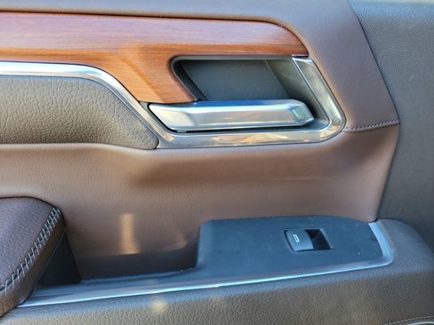 Used 2022 GMC Sierra 1500 Denali w/ Denali Reserve Package image 21