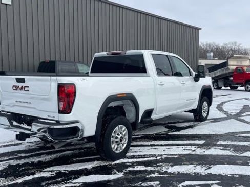 Used 2024 GMC Sierra 2500 SLE w/ SLE Convenience Package image 6