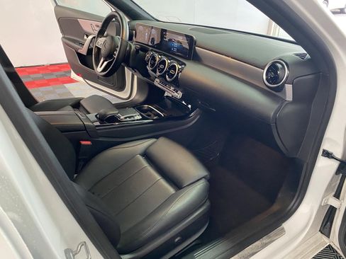 Used 2019 Mercedes-Benz A 220 image 8