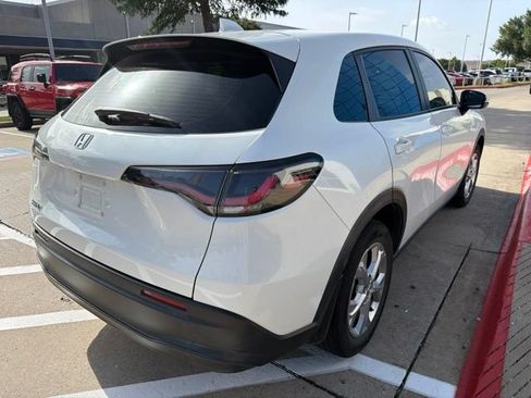 Used 2024 Honda HR-V LX image 5