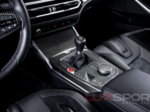 Used 2023 BMW M3 w/ M Carbon Exterior Package RWD image 51