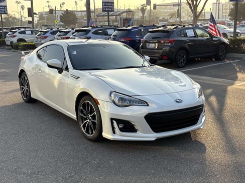 Used 2020 Subaru BRZ Limited w/ Popular Package #2 image 3