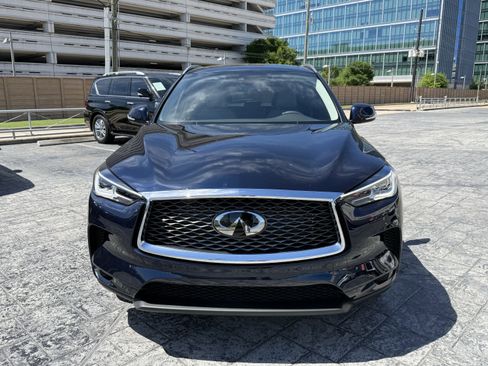 Certified 2025 INFINITI QX50 Luxe image 2