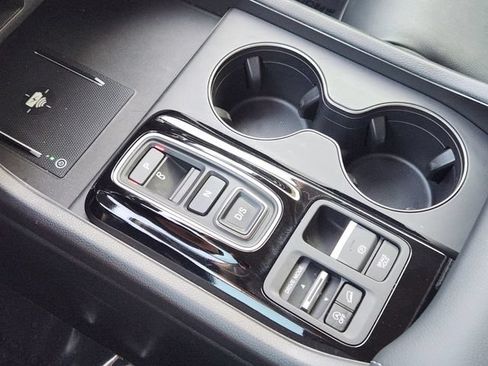 Used 2025 Honda Pilot EX-L image 22