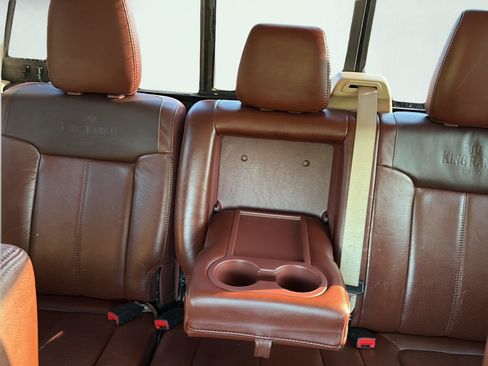 Used 2012 Ford F250 King Ranch w/ King Ranch w/Chrome Pkg AWD/4WD image 5