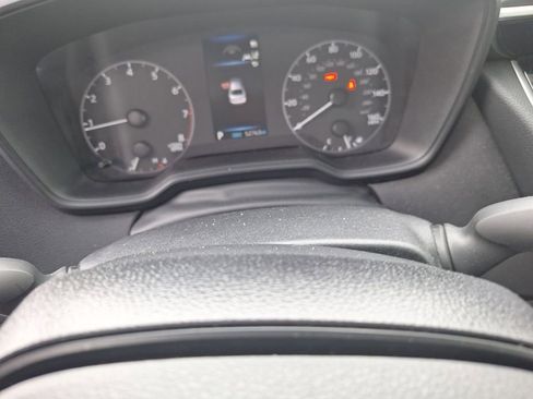 Used 2024 Toyota Corolla LE image 27