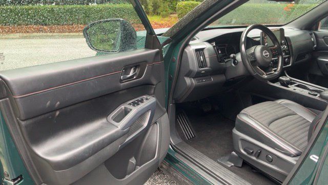 Used 2023 Nissan Pathfinder Rock Creek AWD/4WD image 4