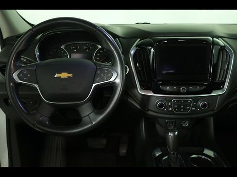 Used 2019 Chevrolet Traverse LT FWD image 16
