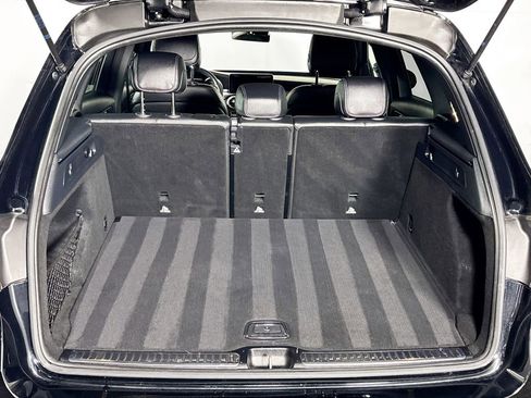 Used 2022 Mercedes-Benz GLC 300 4MATIC image 21