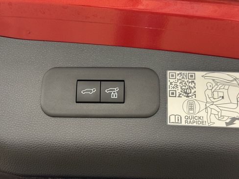 Used 2025 Toyota Crown Signia image 25