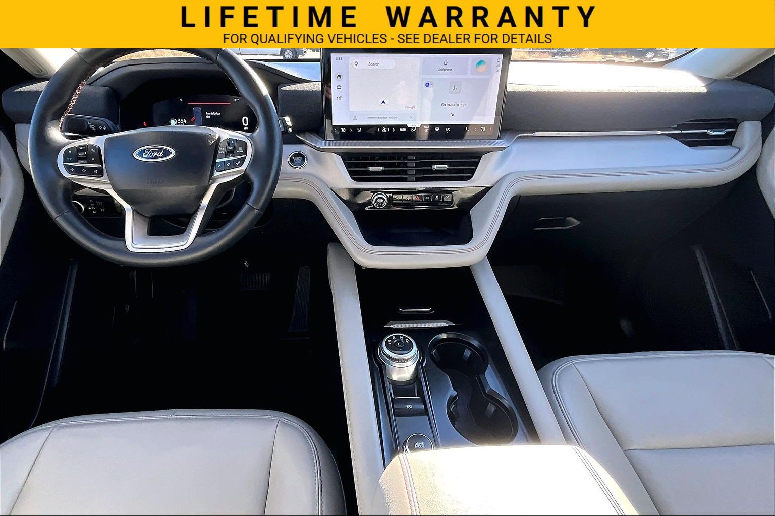 Used 2025 Ford Explorer Active w/ Active Comfort Package AWD/4WD image 16
