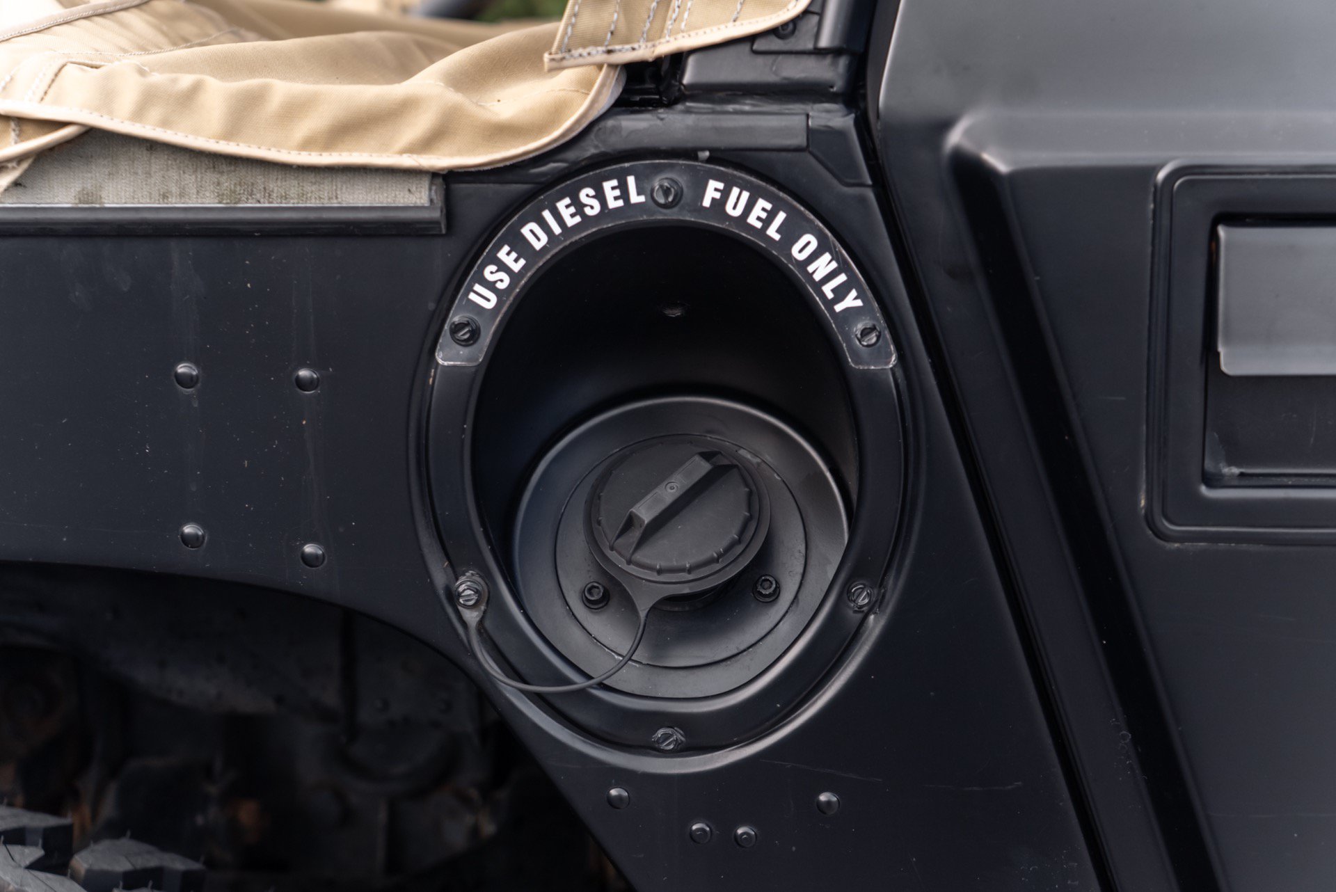 Used 2001 HUMMER H1 4-Door Open Top AWD/4WD image 81