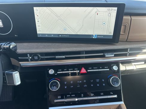 New 2026 Hyundai Santa Fe Calligraphy FWD image 18