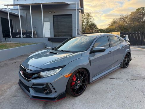 Used 2019 Honda Civic Type R image 2