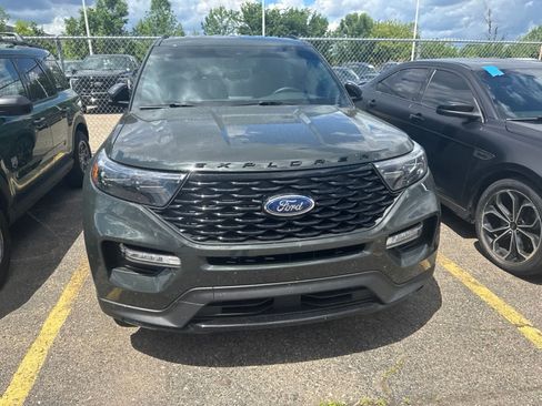 Used 2023 Ford Explorer ST-Line w/ Class IV Trailer Tow Package AWD/4WD image 10