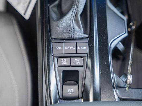 New 2026 Toyota Camry SE FWD image 24