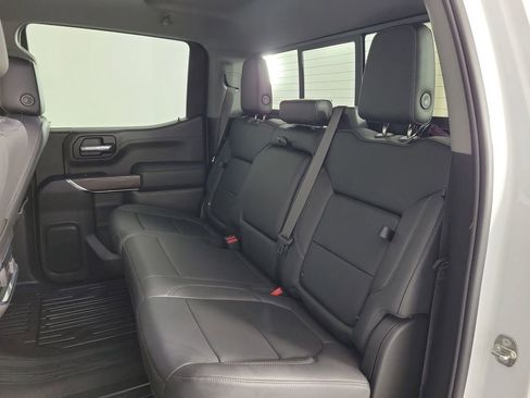 Used 2022 GMC Sierra 1500 SLT image 9