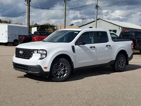 New 2025 Ford Maverick XLT w/ XLT Luxury Package image 28
