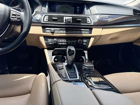 Used 2016 BMW 528i Sedan RWD image 19