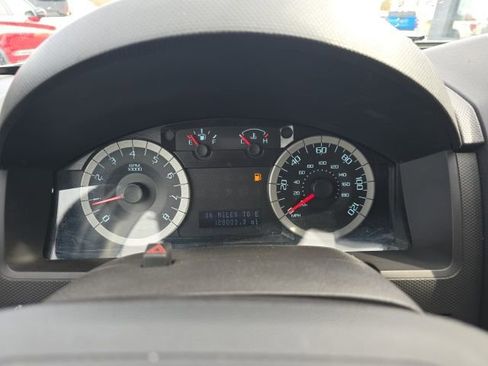 Used 2011 Ford Escape XLT w/ Class II Trailer Tow Pkg image 13