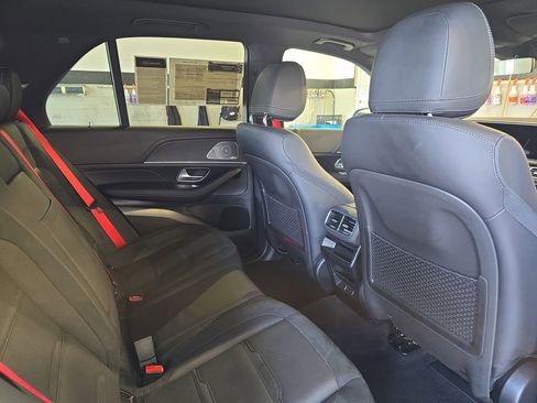 Certified 2025 Mercedes-Benz GLE 53 AMG 4MATIC image 13