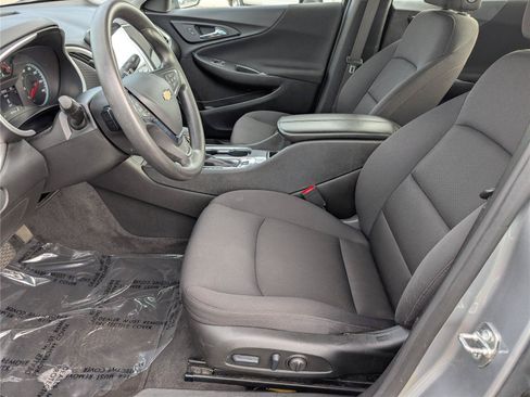 Used 2024 Chevrolet Malibu LT FWD image 12