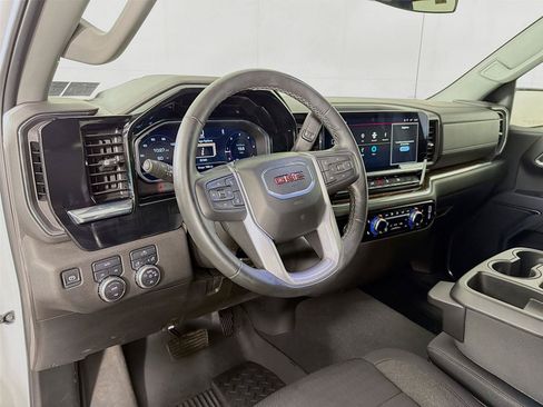 Used 2024 GMC Sierra 1500 Elevation AWD/4WD image 16