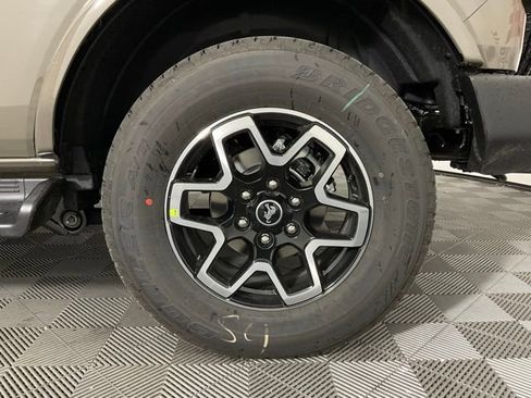 New 2025 Ford Bronco Outer Banks image 10